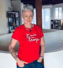 Load image into Gallery viewer, JE SUIS TROP tee Women's - RED Medium SAMPLE